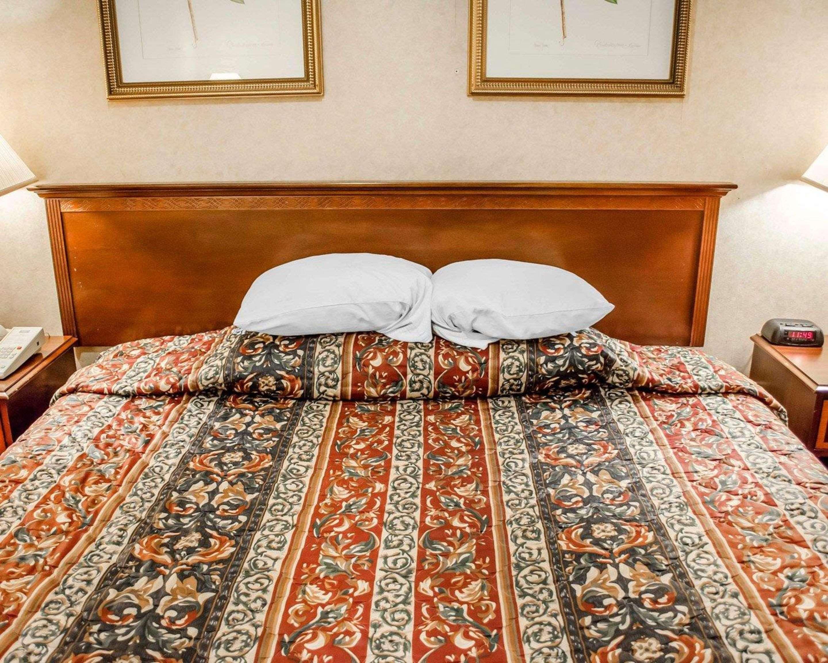 Rodeway Inn Dillsburg Экстерьер фото
