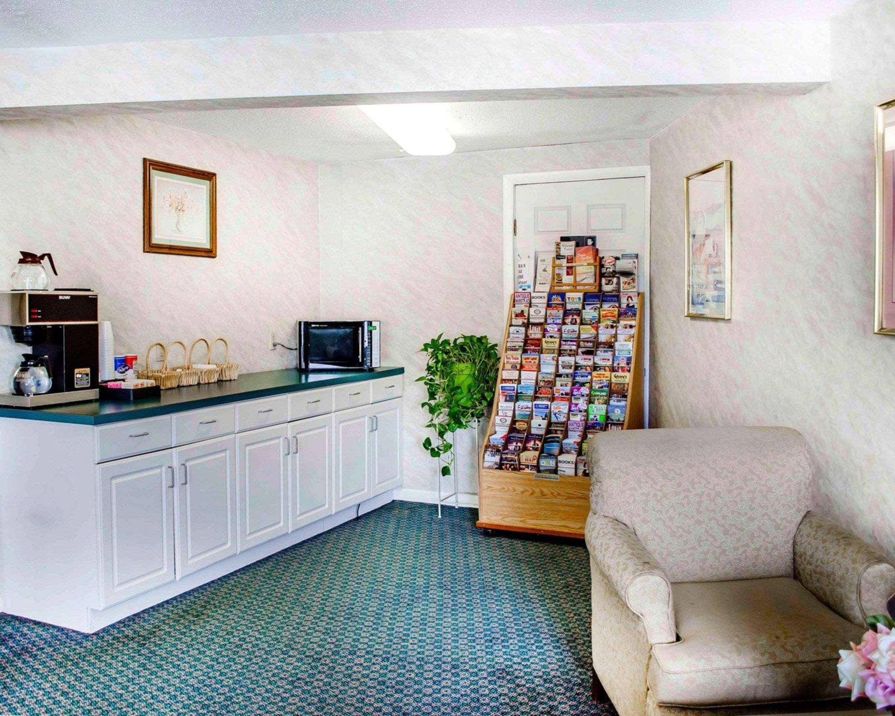 Rodeway Inn Dillsburg Экстерьер фото