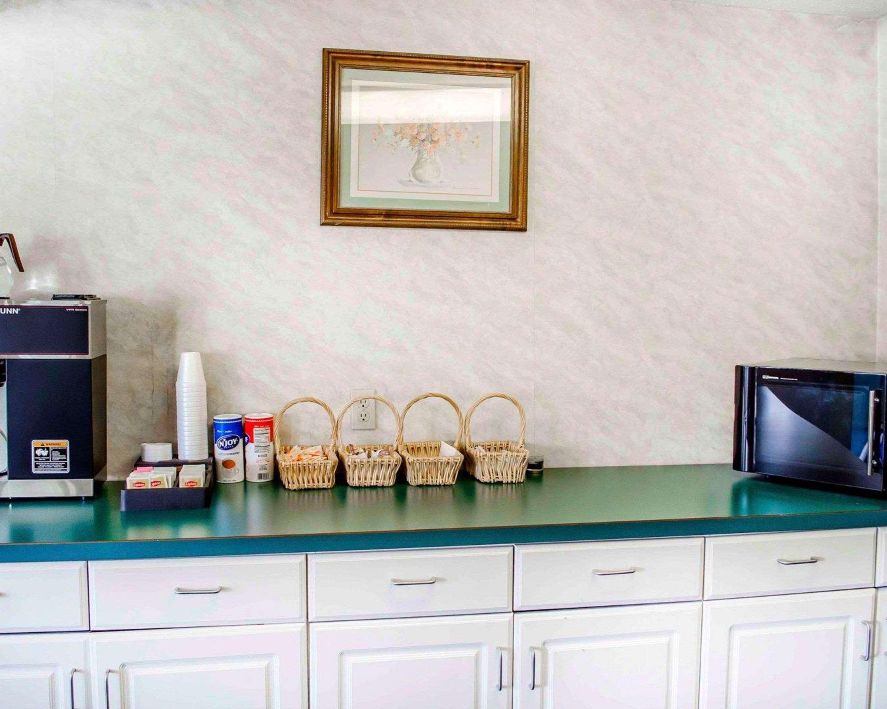 Rodeway Inn Dillsburg Экстерьер фото