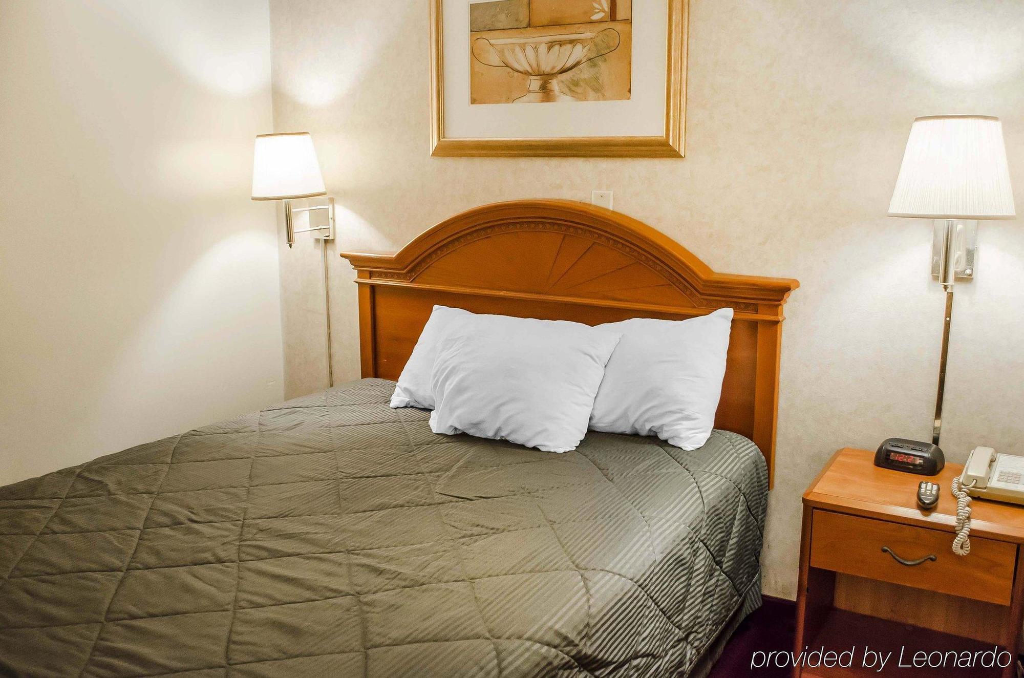 Rodeway Inn Dillsburg Экстерьер фото